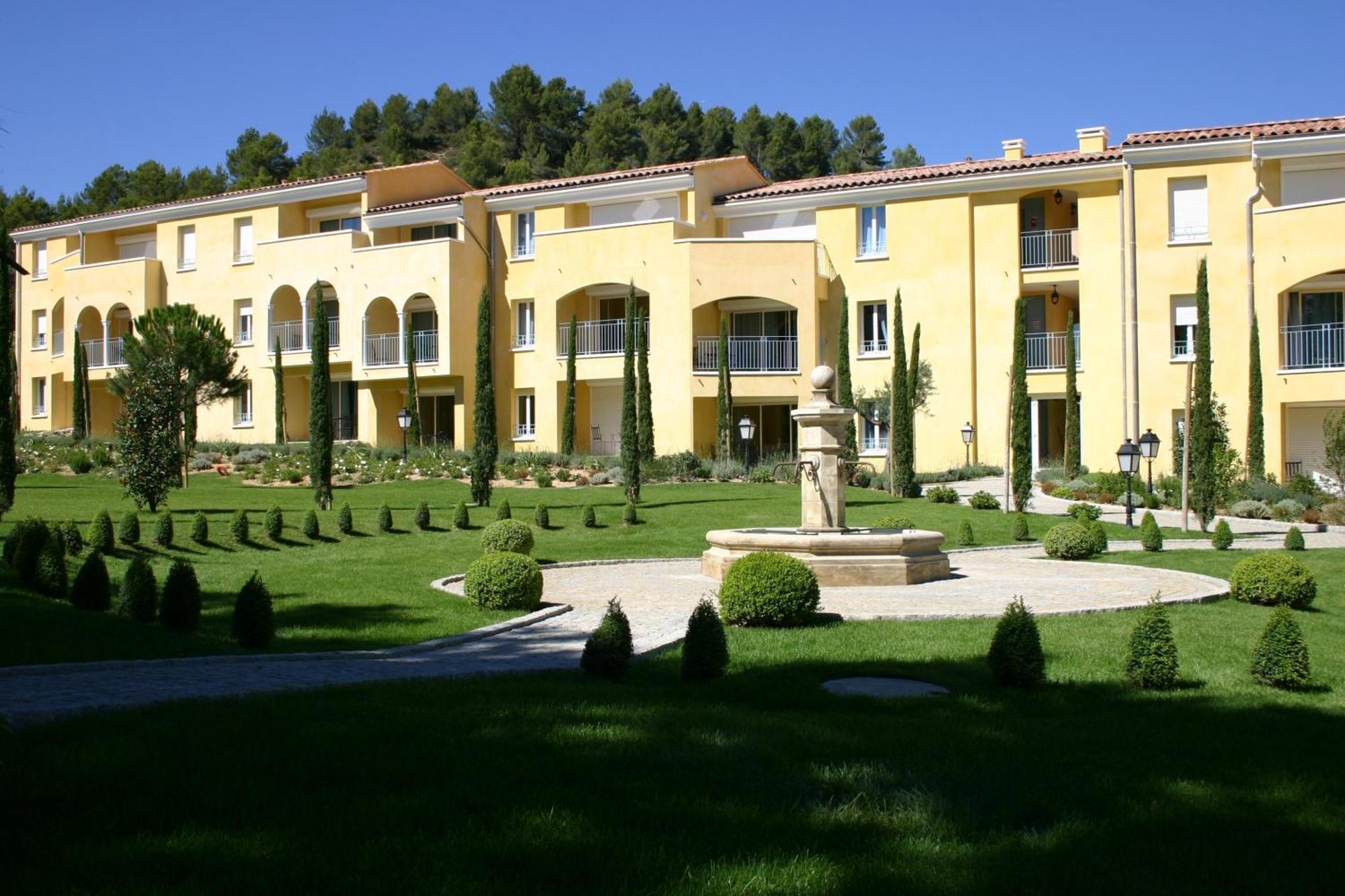 Residence Odalys La Licorne De Haute Provence Греу-ле-Бэн Экстерьер фото